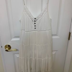 Super cute, summer dress. Only worn once!